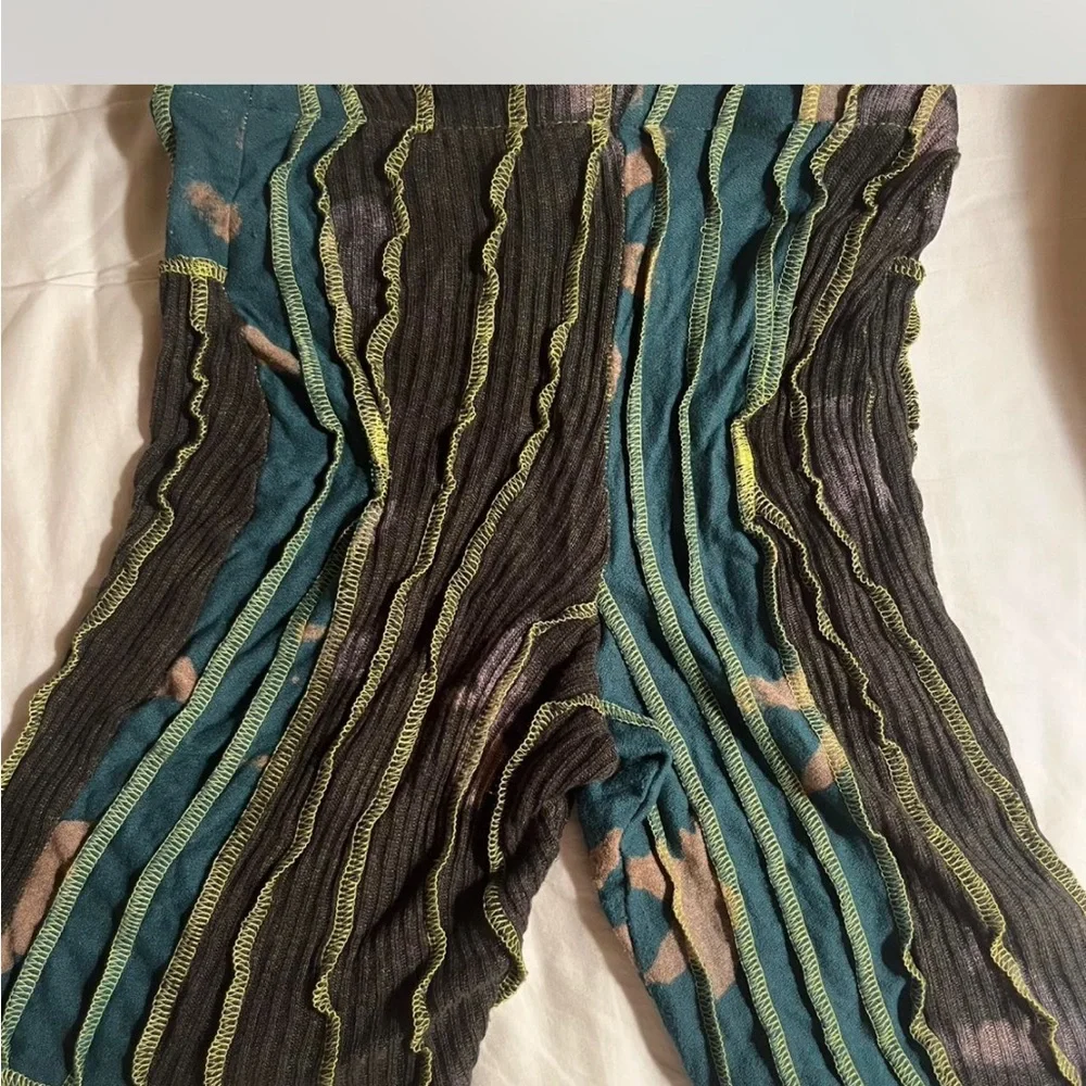 Sheer Ruffled Shorts - Brown and Teal - Picture 3 of 4